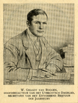 104818 Portret van W. Graadt van Roggen, geboren 1879, lid van de gemeenteraad van Utrecht (1923-1927), hoofdredacteur ...